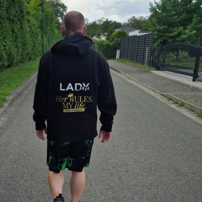 Hoodie „Her RULES. MY life.“ - Owned & Proud Version