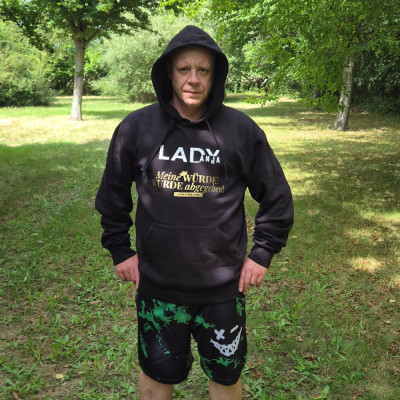 Hoodie „Meine WÜRDE? WURDE abgegeben!“ - Owned & Proud Version